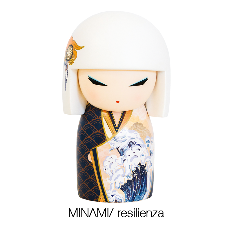 BAMBOLA MAXI KIMMIDOLL MINAMI “RESILIENZA”